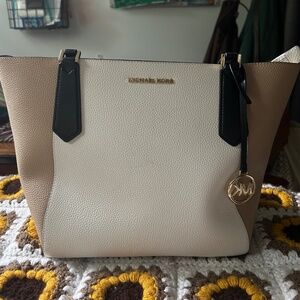 Michael Kors Kimberly Bonded Tote